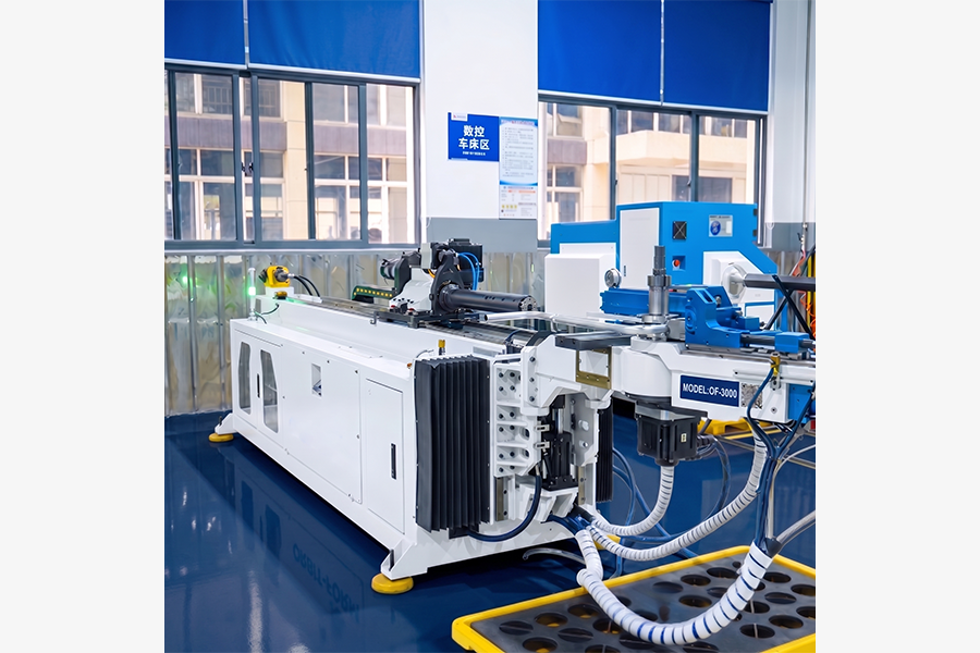 CNC Pipe Bending Machine